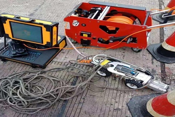 乌当CCTV管道检测机器人